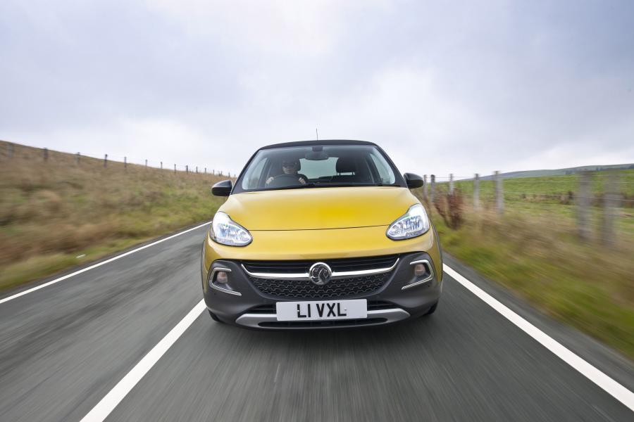  Vauxhall Adam Rocks Air 2014 года  (фото 16 из 94)